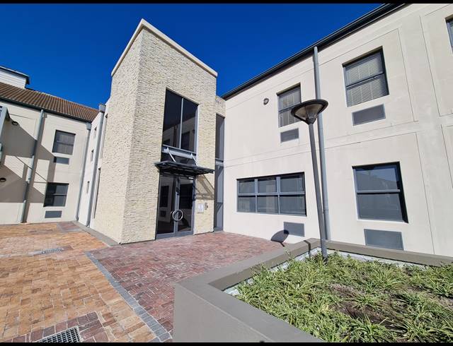 716M² OFFICE TO LET IN CENTURY CITY
